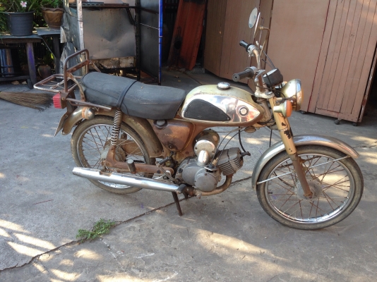 ขาย suzuki. A100 m3 ทะเบียนเต็มพร้อมโอน