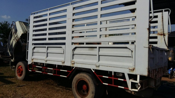 หกล้อ ฮีโน่ FF3H195ปี39 ช่วงยาว 5.30 ม ทะเบียนพร้อมโอน ราคา 455,000บ