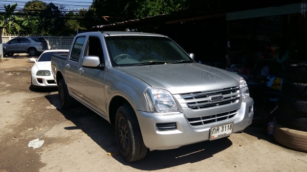 ขายดาวน์ครับ รถกระบะ 4 ประตู ISUZU D MAX 2500 ปี06 คอมมอนเรล รถสวยครับ พร้อมใช้ครับ
