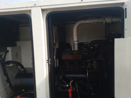 ขายเครื่องปั่นไฟจากอังกฤษนำเข้า