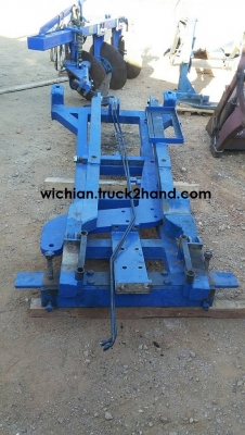 ขายแล้วครับ ชุดดันหน้ารถไถฟอร์ด6600-6610 เพลาเดียวของไคเฮงหลี บ้านโป่ง สภาพสวยมากราคา35,000 (ไม่มีใบดันนะครับ)