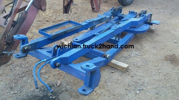 ขายแล้วครับ ชุดดันหน้ารถไถฟอร์ด6600-6610 เพลาเดียวของไคเฮงหลี บ้านโป่ง สภาพสวยมากราคา35,000 (ไม่มีใบดันนะครับ)