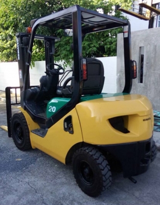 โคมัตสุ 2 ตัน รุ่น FD20_16 เกียร์ออโต้ เสา 3 เมตร