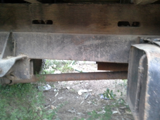 ขายรถอีแต๋น เครื่อง ISUZU เครื่อง 85 แรงม้า พร้อมใช้งาน หัวสวยๆและคัดซีส์ สวยๆ  หน้าห้า  สำหรับชาวไร่ชาวสวนมาแล้ว อยากได้จริง ลดได้ครับ