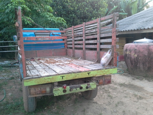 ขายรถอีแต๋น เครื่อง ISUZU เครื่อง 85 แรงม้า พร้อมใช้งาน หัวสวยๆและคัดซีส์ สวยๆ  หน้าห้า  สำหรับชาวไร่ชาวสวนมาแล้ว อยากได้จริง ลดได้ครับ