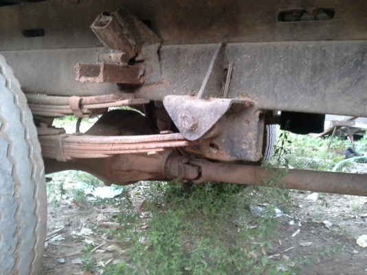 ขายรถอีแต๋น เครื่อง ISUZU เครื่อง 85 แรงม้า พร้อมใช้งาน หัวสวยๆและคัดซีส์ สวยๆ  หน้าห้า  สำหรับชาวไร่ชาวสวนมาแล้ว อยากได้จริง ลดได้ครับ