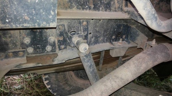 ขายรถบรรทุก 6 ล้อดัมพ์ ISUZU NPR 150 แรงม้าปี 2551 ไมล์ 233759 กม.ราคา 700000