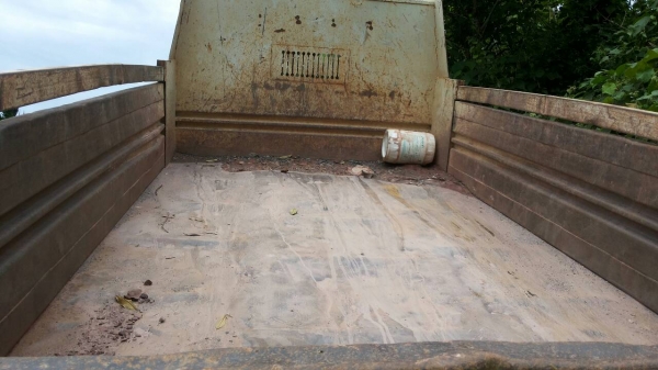 ขายรถบรรทุก 6 ล้อดัมพ์ ISUZU NPR 150 แรงม้าปี 2551 ไมล์ 233759 กม.ราคา 700000