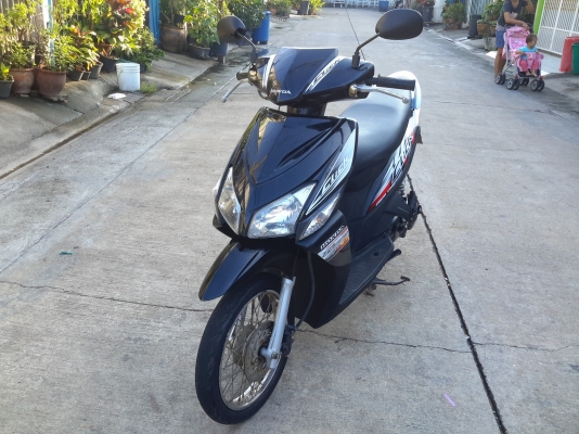 ขายฮอนด้าคลิกปี50สตาร์ทมือ ขับกลับได้เลย