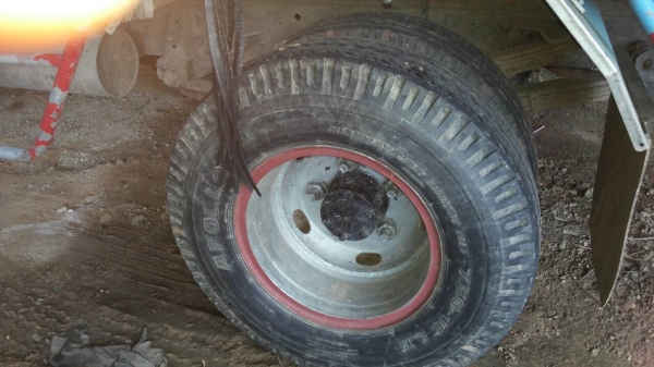 ขายรถบรรทุก 6 ล้อรั้ว ISUZU NKR 110 แรงม้าปี 2538 กระบะยาว 4.50 เมตร ราคา 280000