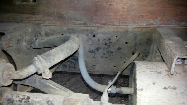 ขายรถบรรทุก 6 ล้อรั้ว ISUZU NKR 110 แรงม้าปี 2538 กระบะยาว 4.50 เมตร ราคา 280000