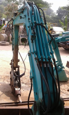 ขายรถแบคโฮ KOMATSU PC45-1E มีหัวกระแทกพร้อมบุ้งกี๋ ราคา 550000