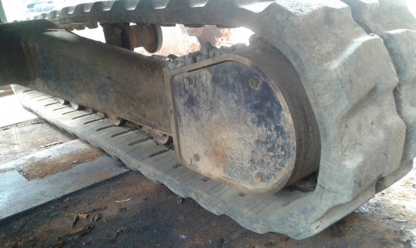 ขายรถแบคโฮ KOMATSU PC45-1E มีหัวกระแทกพร้อมบุ้งกี๋ ราคา 550000