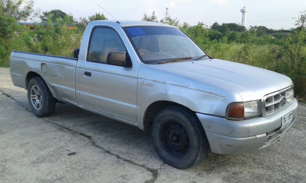 ฟอร์ดเรนเจอร์ ปี  99 ตอนเดียว พาวเวอร์ เครื่องดีเซล 2500 เครื่องดี ช่วงล่างแน่น คัทซีสวย