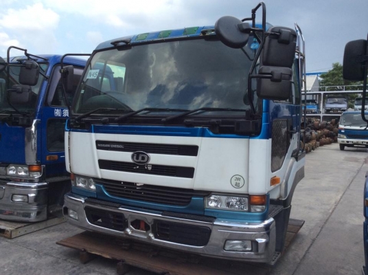 หัวเก๋ง NISSAN ปลาวาฬ หัวเก๋ง NISSAN ปลาวาฬ