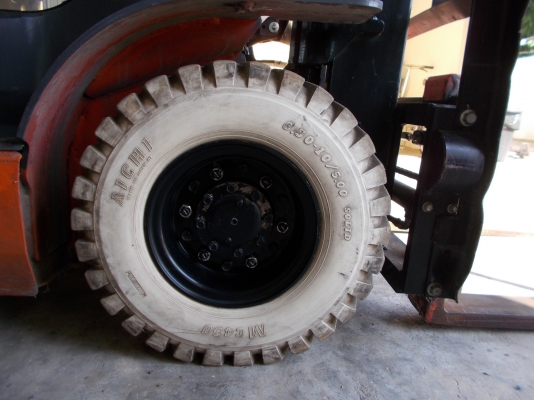 ขายโฟล์คลิฟท์ TOYOTA รุ่น 8