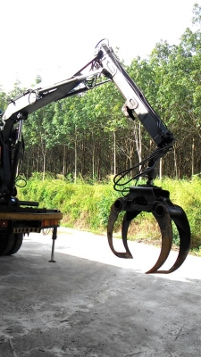 ขายรถบรรทุก 6 ล้อพื้นเรียบติดเฮียบ 4 ตัน ISUZU 145 แรงม้า ยาง 900 พื้นยาว 5 เมตร ราคา 330000