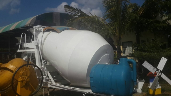 โม่ปูน ขนาด 2.5 คิว มือสอง (ซื้อขายตามสภาพ)