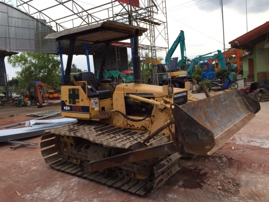 มาแล้วจ้า!!!!!!!  รถแทร็คเตอร์ KOMATSU D20PL-6 เก่า ญี่ปุ่น  สวยมากๆๆ    พร้อมใช้งาน  ราคาโปรโมชั่น  โทร 089-7462641 สุวรรณีจ้า....