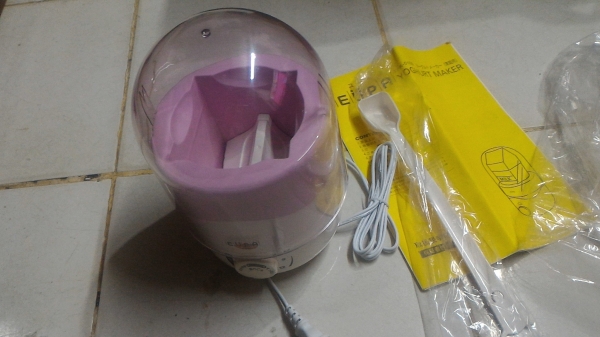 เครื่องทำโยเกิร์ตของใหม่ ยี่ห้อ EUPA สามารถทำสรุปของเราเองได้ทุกวัน มีคู่มือใหม่