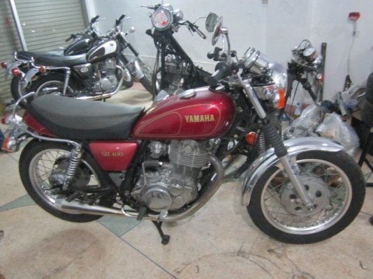 ขายSR400ปี98เลขเต็ม อินวอยออกชื่อผู้ซื้อครับ รถประกอบใหม่ครับ (รับแลกเทริน์)รายละเอียดด้า้นใน