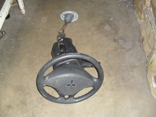 ขายวงพวงมาลัย ไทรทัน รุ่นธรรมดาครบชุดครับ