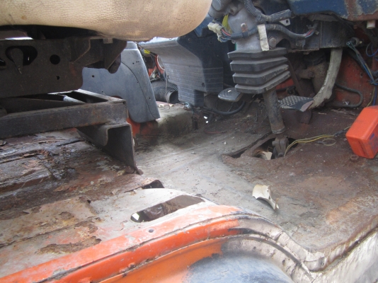 อีชุชุร้อคกี้เครื่อง6BG-175แรง-ขายต่อครับรถอยู่อุบลติดต่อเจ้าของโดยตรงครับ----- อีชุชุร้อคกี้เครื่อง6BG-175แรง-ขายต่อครับรถอยู่อุบลติดต่อเจ้าของโดยตรงครับ-----