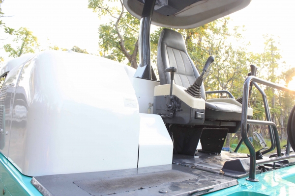 ขายรถแม็คโค IHI 45J (เทียบเท่า KOMATSU PC45) นำเข้าจากญี่ปุ่น รถสวย พร้อมใช้งาน ติดต่อ 086-775-7900