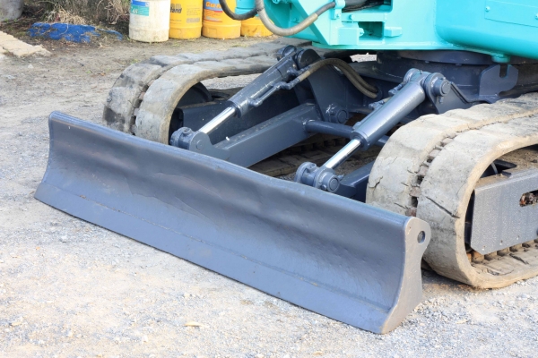 ขายรถแม็คโค IHI 45J (เทียบเท่า KOMATSU PC45) นำเข้าจากญี่ปุ่น รถสวย พร้อมใช้งาน ติดต่อ 086-775-7900