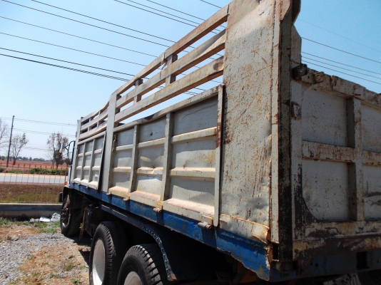 ขายด่วนรถสิบล้อสองเผลาดั้มHINOFM176เคื่อง175เเรงม้า