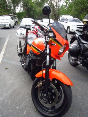 ลดราคา kawazaki zephyr 750 ทะเบียน แท้ กทม. พร้อมโอน เครื่อง อินนา