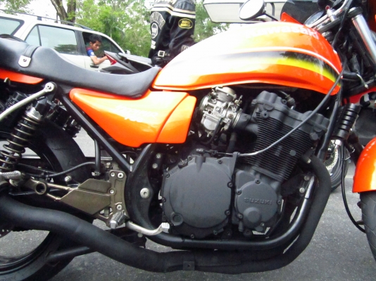 ลดราคา kawazaki zephyr 750 ทะเบียน แท้ กทม. พร้อมโอน เครื่อง อินนา