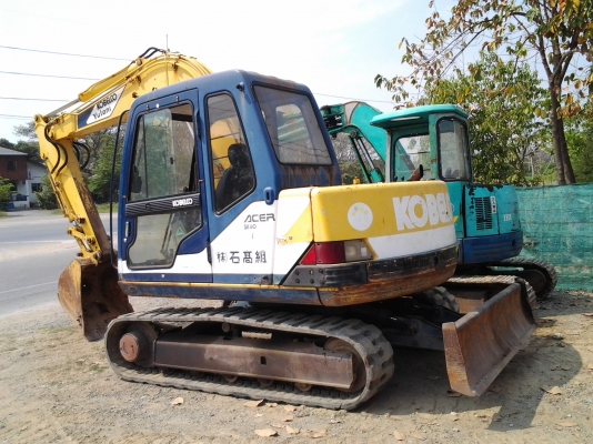 ขายด่วน..รถแบคโฮ KOBELCO SK60 รถสวยจี๊ด เก่าญี่ปุ่น สีเดิม ๆ ไมล์ชั่วโมงน้อยมาก สภาพเก่าเก็บ จัดไฟแน๊นซ์ สบายๆ.