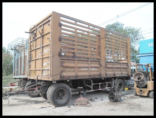 สิบล้อเครื่อง K 13 แม่+ลูก