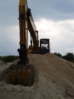 ขายด่วน!! CAT E200B สภาพพร้อมใช้ค่ะ ขายด่วน!! CAT E200B สภาพพร้อมใช้ค่ะ