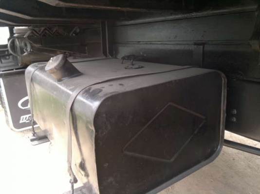 ขายรถ 6 ล้อ ดั้ม กระบะเหล็กต่อใหม่ 4.20 เมตร ISUZU FTR เครื่อง.6HH1 210 รถสวยมาก สนใจโทร