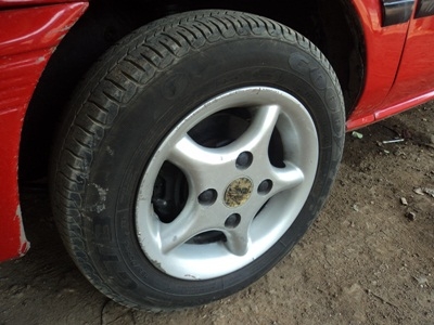 Daihatsu Mira ปี95 ล้อแม็ค เกียร์ออโต้ สภาพดี สีสวย แอร์เย็นวิ่งทางไกลได้ รถอยู่ อำเภอด่านช้าง