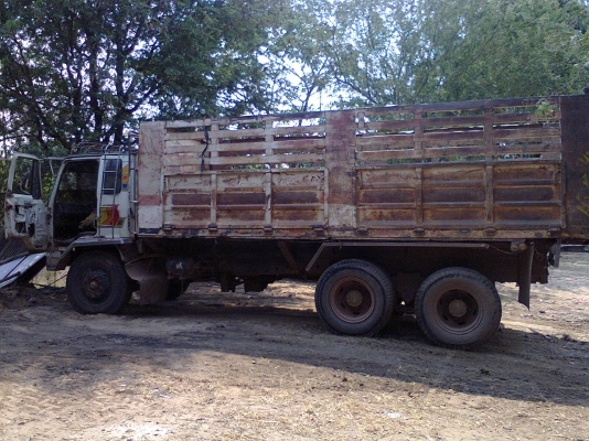 (ลดราคาลงอีก)ขาย ROCKY สองเพลาดั้ม เครื่อง 195 HO7D เครื่องดีแชชซีไม่บวมครับ (ลดราคาลงอีก)ขาย ROCKY สองเพลาดั้ม เครื่อง 195 HO7D เครื่องดีแชชซีไม่บวมครับ