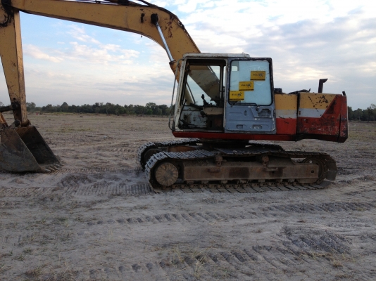 ขาย KOMATSU PC200-5 สภาพพร้อมใช้งาน คอลโทรลสั้น เอวแน่นช่วงล่างพร้อมใช้งาน เครื่องเป็น6BD1T เครื่องดีเอกสารซื้อขาย