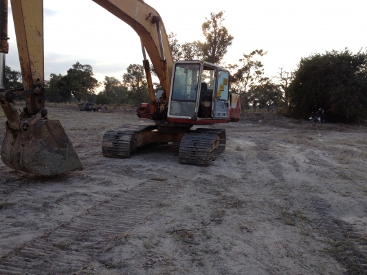 ขาย KOMATSU PC200-5 สภาพพร้อมใช้งาน คอลโทรลสั้น เอวแน่นช่วงล่างพร้อมใช้งาน เครื่องเป็น6BD1T เครื่องดีเอกสารซื้อขาย