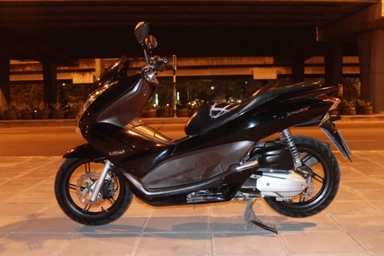 ขาย HONDA  PCX รถบ้าน สภาพเดิมๆ เครื่องเดิมแน่นๆ