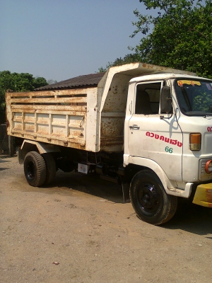 ขาย !! 6 ล้อดัมพ์ KM 505 ทะเบียนครบไม่ขาด เครื่อง6สูบEh100 กะบะ5คิว เดิมๆหมด เฟืองท้าย F หลัง สนใจ 088-2528904 ภาคเหนือ