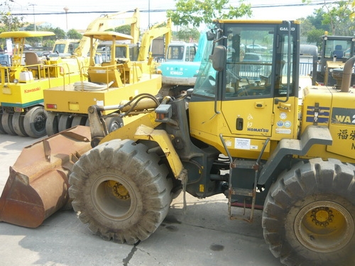 รถตักล้อยาง Komatsu WA270-5 รถเก่านอก นำเข้าจากญี่ปุ่น สภาพสวย พร้อมใช้งาน