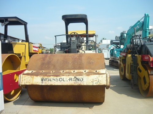 รถบด 10 ตัน Ingersoland SD-100D-164684 (2 เพลา) รถนอกแท้ สภาพเดิมๆ ชม.ต่ำ รถบด 10 ตัน Ingersoland SD-100D-164684 (2 เพลา) รถนอกแท้ สภาพเดิมๆ ชม.ต่ำ