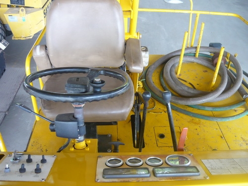 รถบด 9 ล้อยาง Kawasaki KR20 เก่านอกนำเข้าจากญี่ปุ่น สภาพเดิมๆ ไม่มีที่