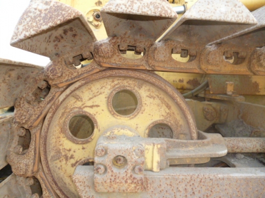 ลดราคาถูกสุดรถดันดิน KOMATSU D20P-6  สภาพดีพร้อมใช้งานน่าใช้มากๆ ค่ะ สนใจติดต่อเจี๊ยบได้เลยค่ะ โทร 087-3310254 ค่ะ