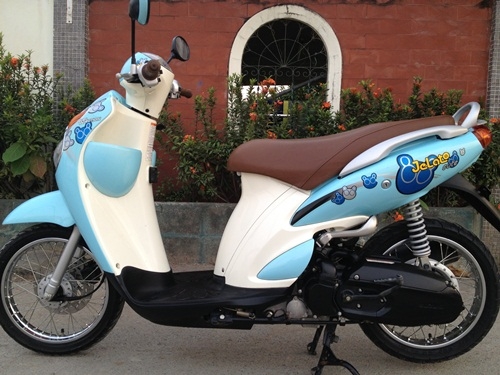 ขายjelatoสีฟ้า 2555