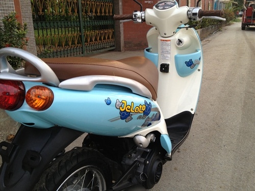 ขายjelatoสีฟ้า 2555