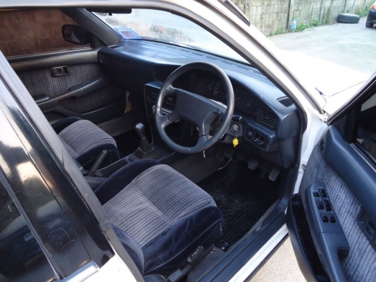 ขาย Toyota corona หน้ายิ้ม ราคา 69,000 บาท พร้อมโอนครับ ++++++++