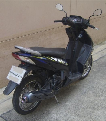 ขายHonda Click 115cc.   จดทะเบียน 51  พรบ.หมด มี.ค.56